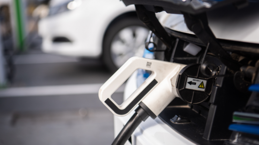 Cargador eléctrico taxi